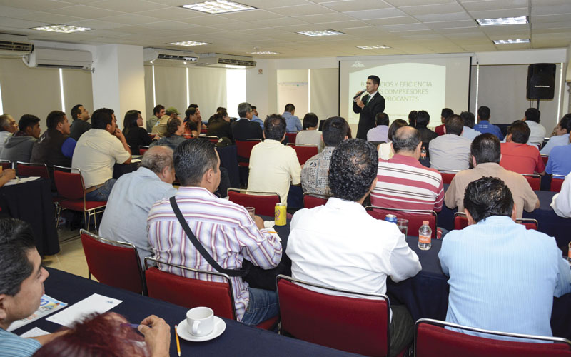 Alrededor de 70 personas asistieron al gran evento